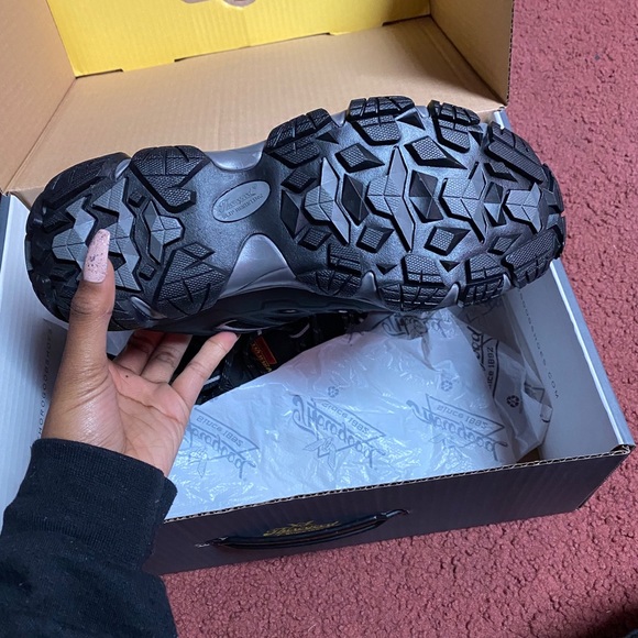 Work shoes - Picture 5 of 6